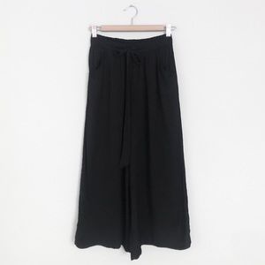 Zara black Culottes / wide leg cropped pants